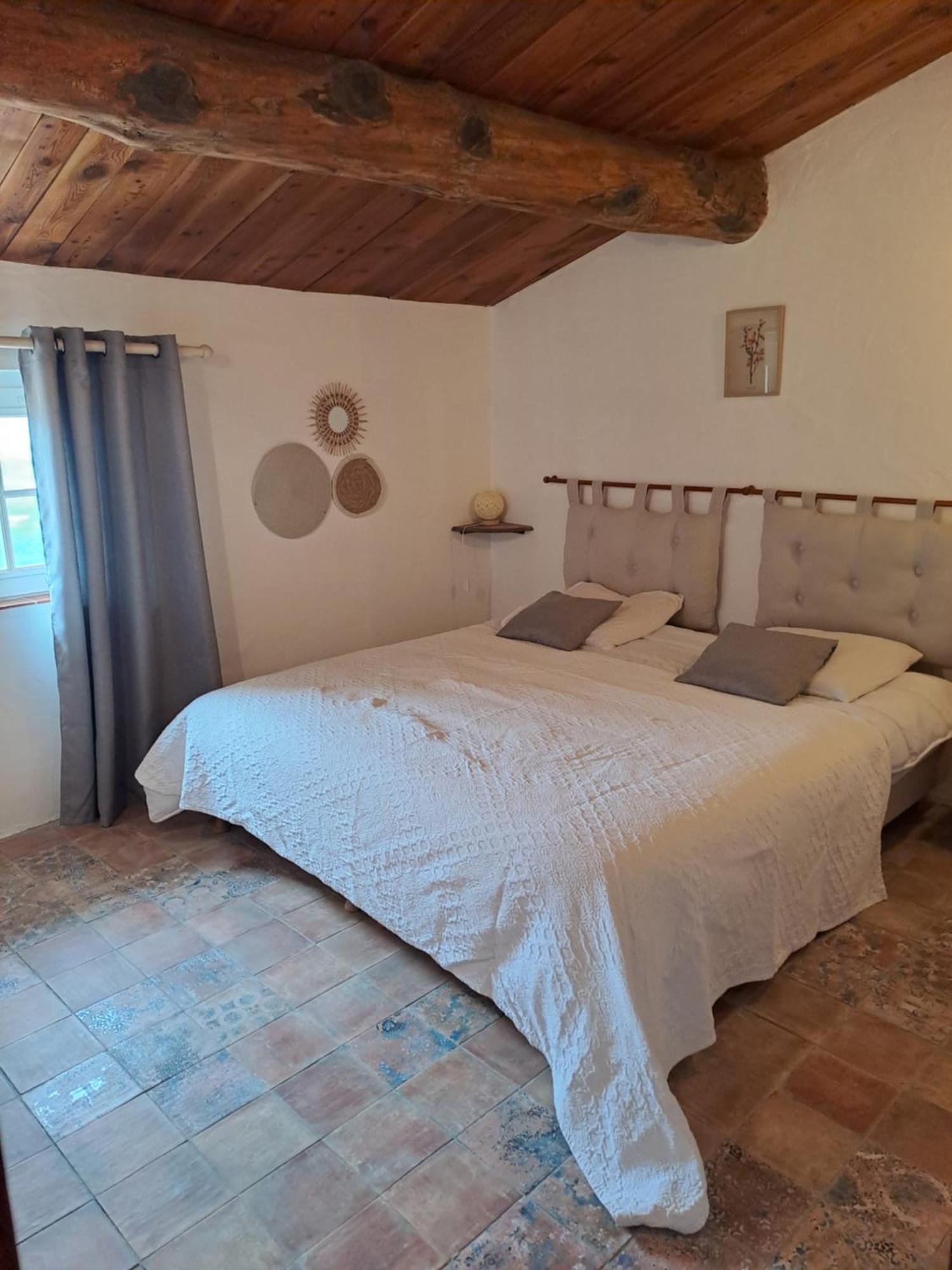 Les Roses Tremieres Bed and Breakfast Bargème Εξωτερικό φωτογραφία